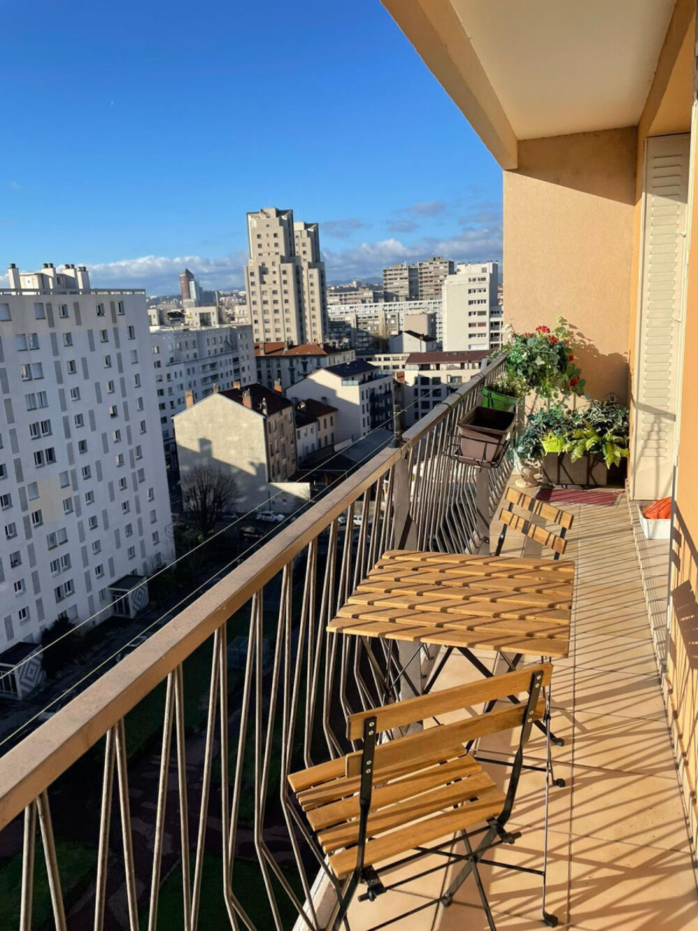 Location Appartement Coloc sympa dernier étage gratte ciel Villeurbanne