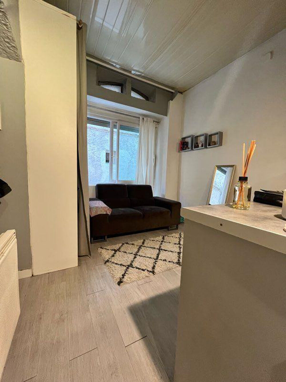 Location Appartement Particulier loue studio Aix Aix-en-provence