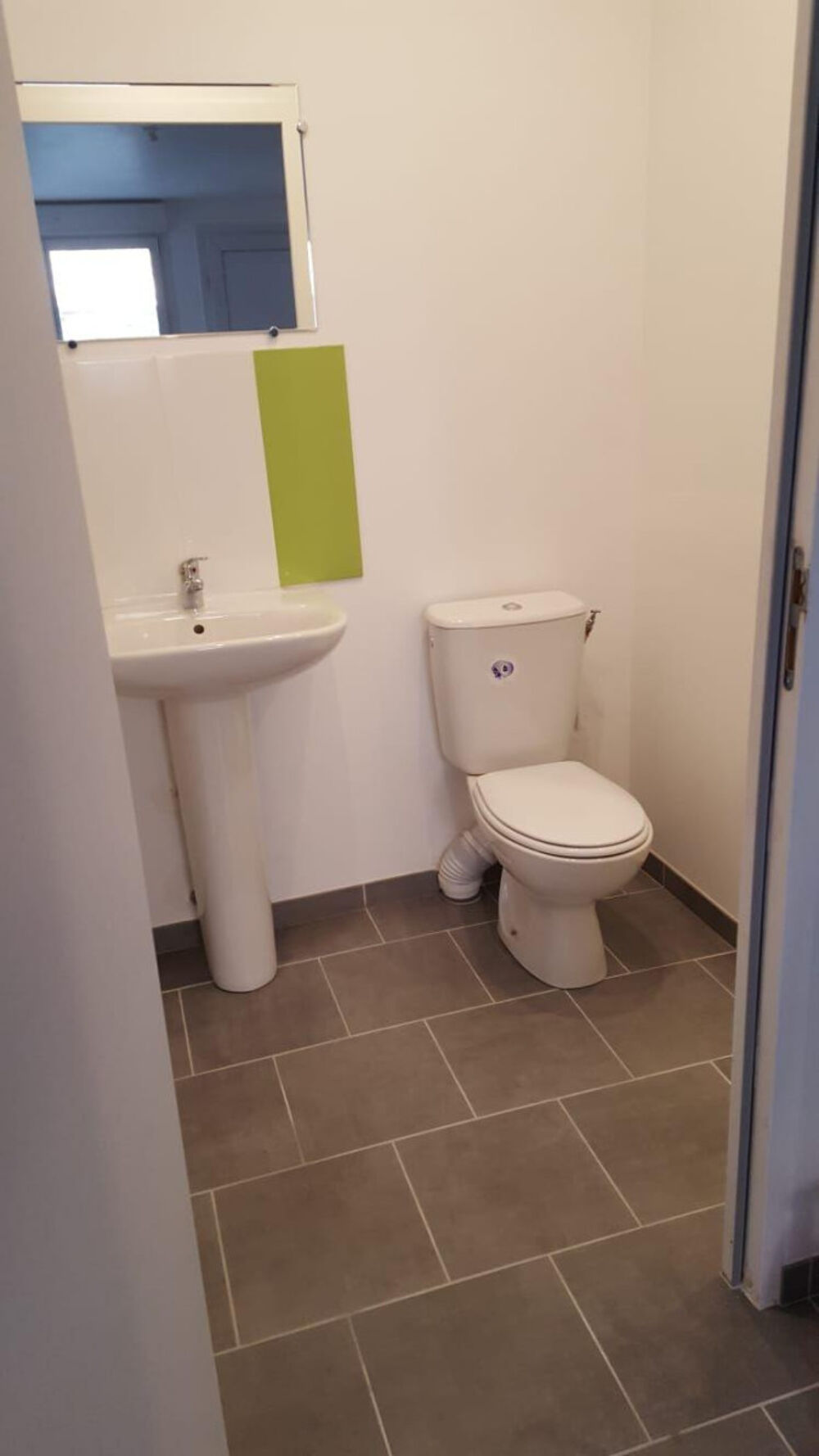 Location Appartement Studio au calme avec terrasse privative Saint-quentin