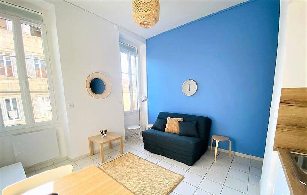 Location Appartement Grand studio, calme et lumineux 20m² refait à neuf Marseille 4