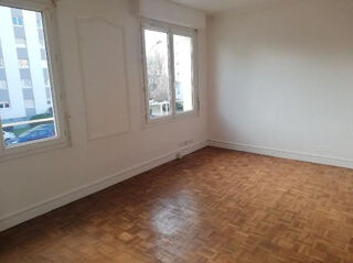  Appartement à louer 3 pièces 45 m²