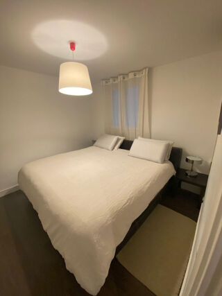  Appartement à louer 4 pièces 83 m²