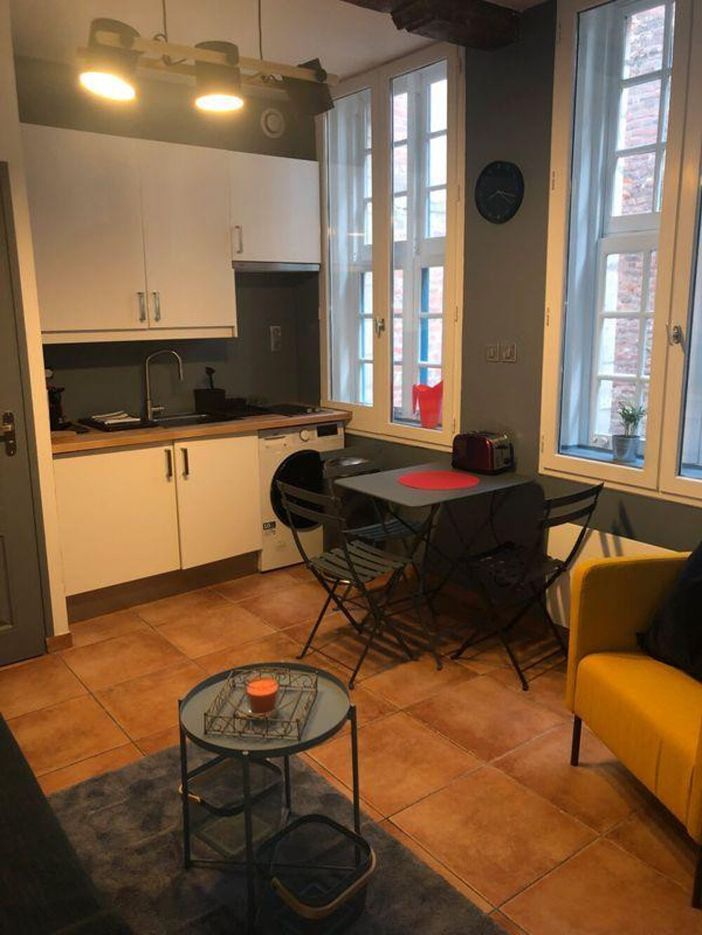 Location Appartement Vieux Lille/Appt T2 MEUBLE/TERRASSE 30M² Lille