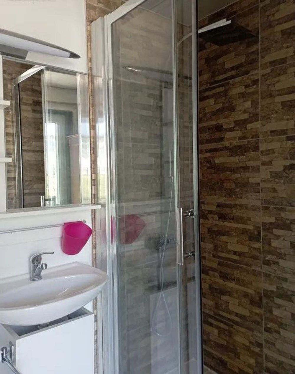 Location Appartement Beau studio 35m² proche tramway Flandrin Valmy Grenoble