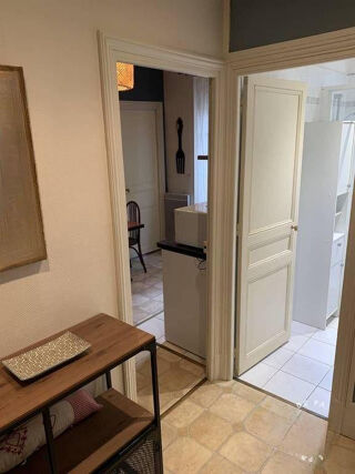  Appartement à louer 2 pièces 28 m²