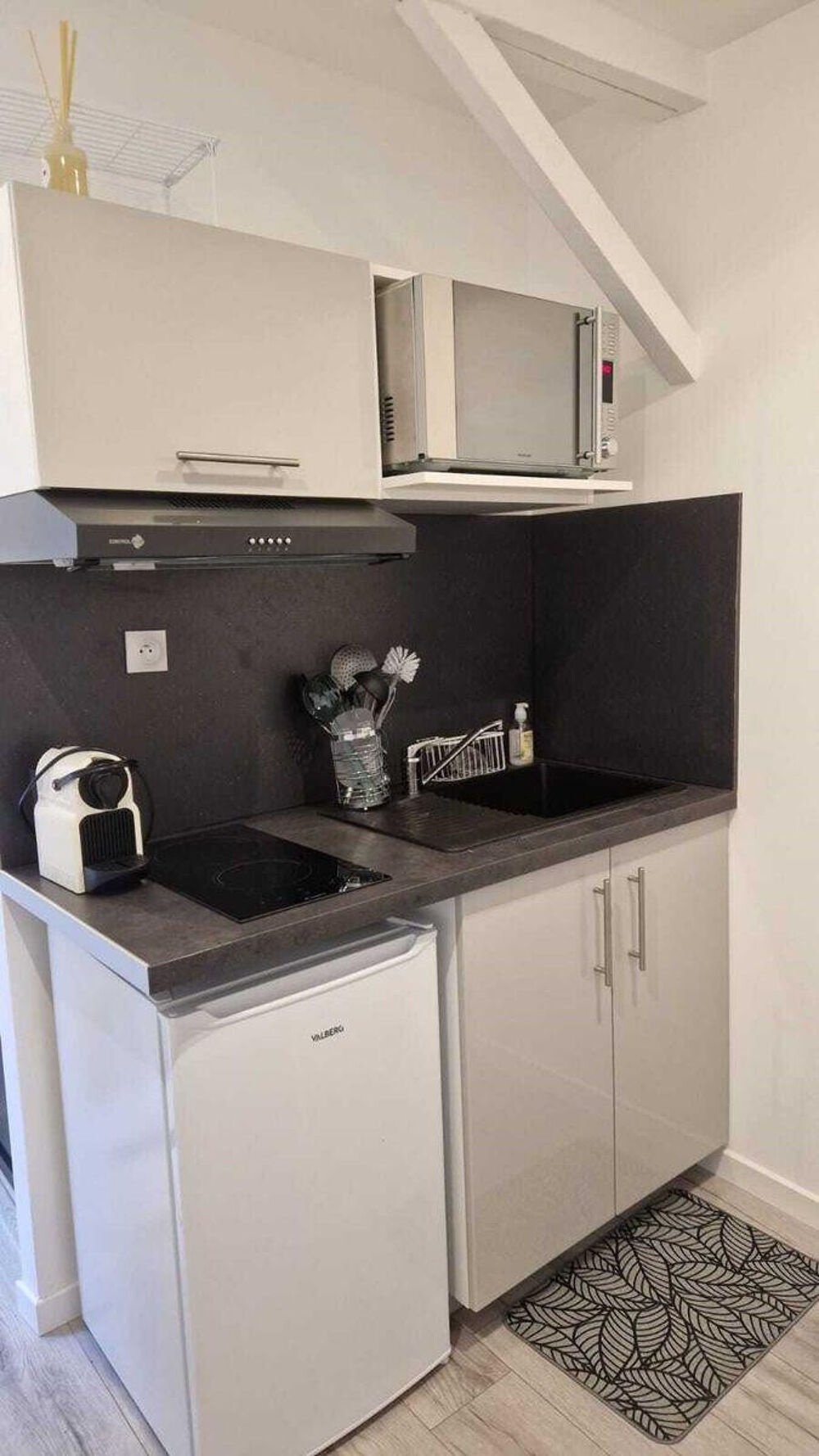 Location Maison Maisonnette meublée 22m² avec jardin à louer Aubervilliers