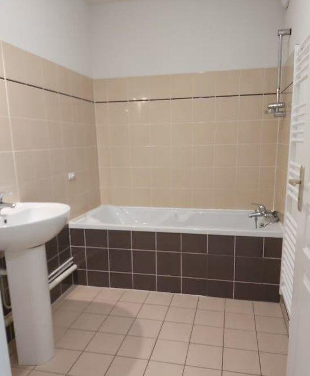 Location Appartement Appartement T3 avec garage -St Nazaire hypercentre Saint-nazaire