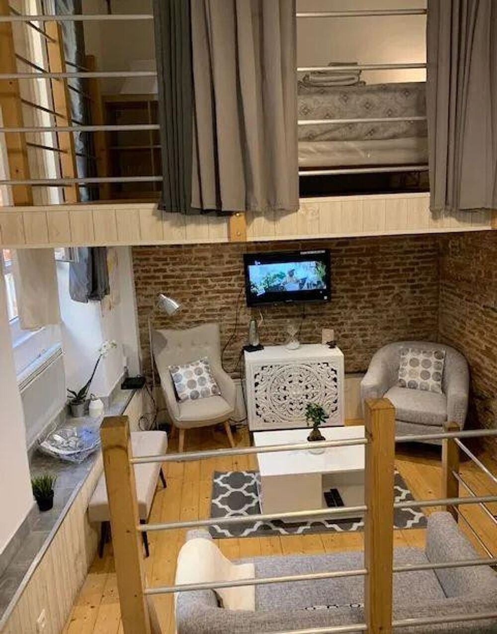 Location Appartement Beau et grand 3P 40 m2 meublé à Toulouse centre Toulouse