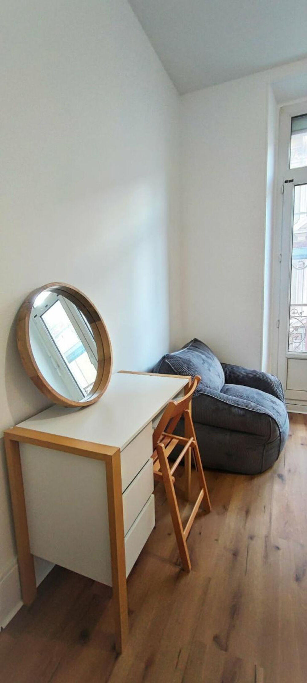 Location Appartement Studio tout équipé, refait à neuf - Hypercentre Grenoble