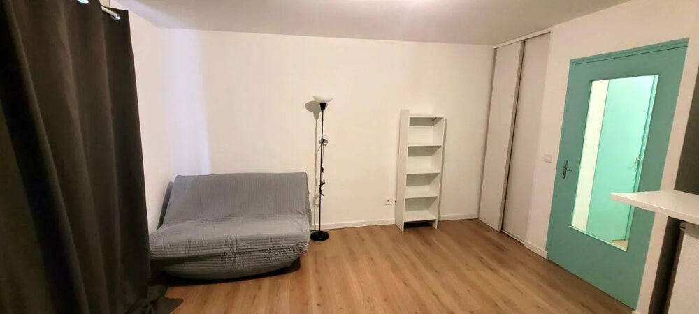 Location Appartement Studio meublé de 26m2 refait à neuf Reims