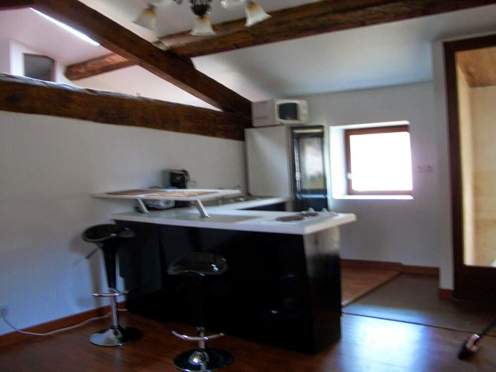 Location Appartement Avec  électrice, eau, internet, assurance etc.... Neuville-sur-saône