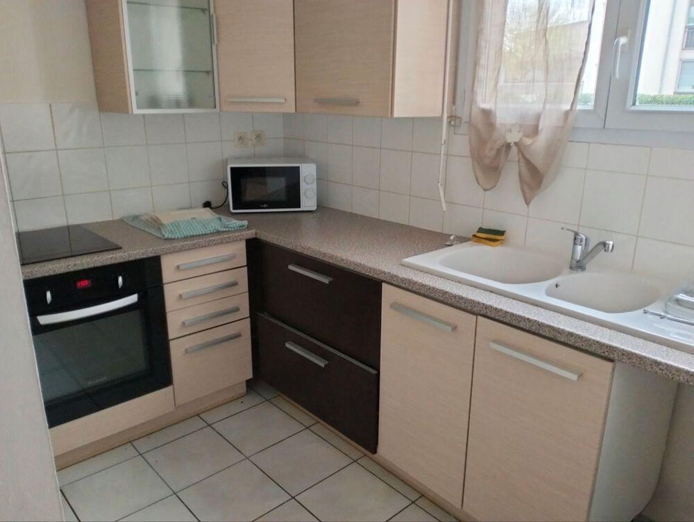 Location Appartement Location studio meublé Vénissieux