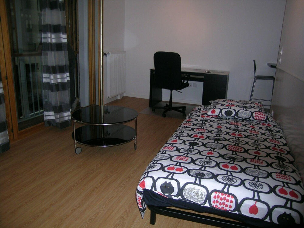 Location Appartement Studio meublé à louer Montreuil