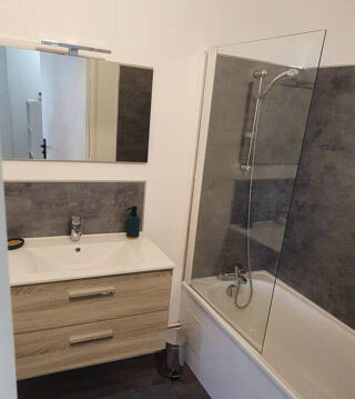  Appartement à louer 1 pièce 87 m²