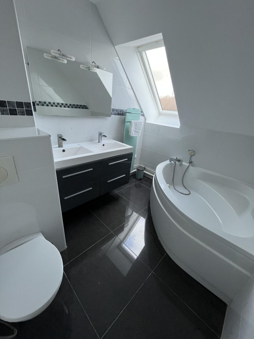 Location Appartement Grande chambre 22m2 - Place St Jean Melun
