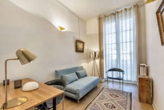  Appartement à louer 4 pièces 100 m²