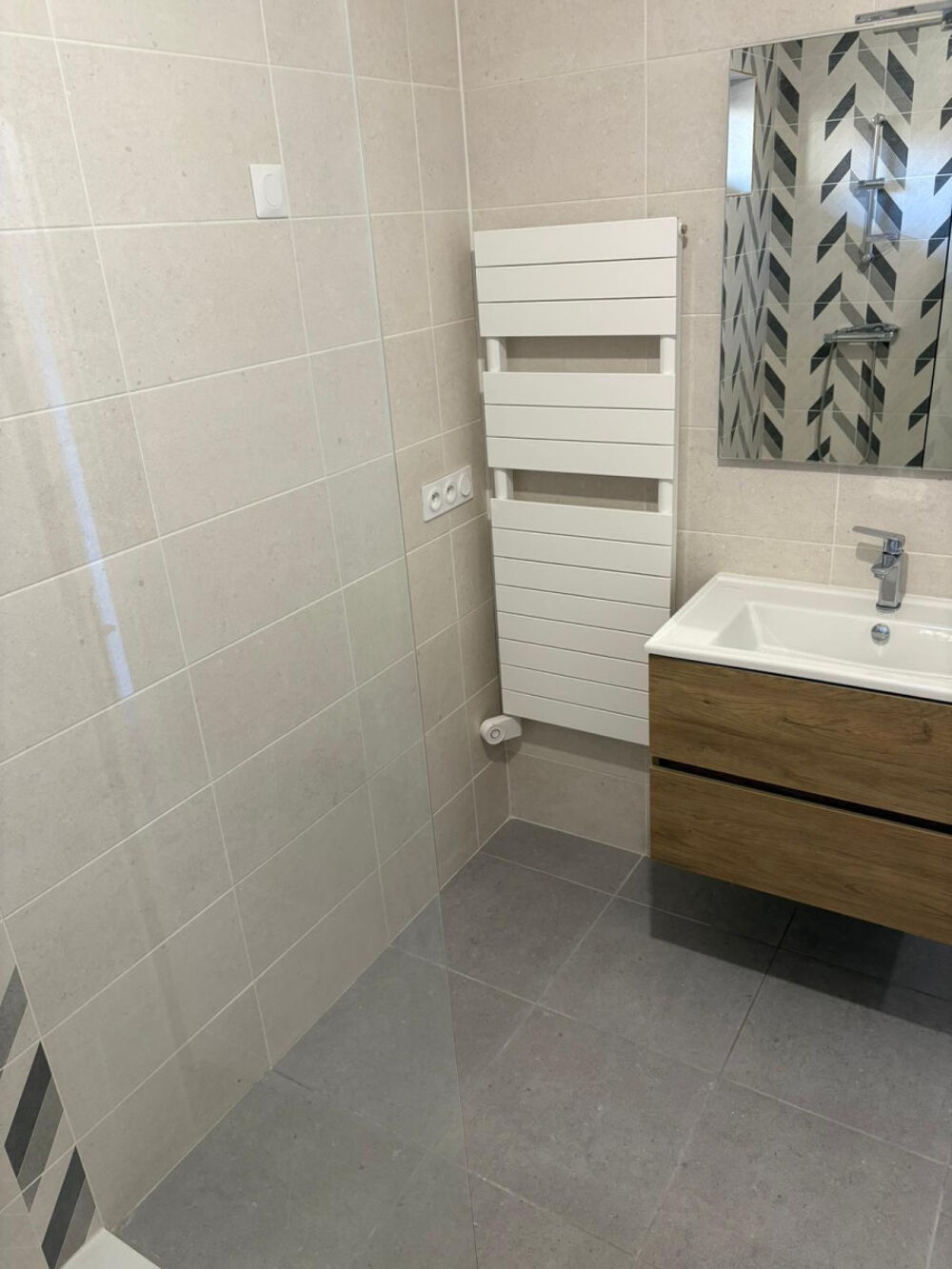 Location Appartement Appartement refait a neuf Beaurepaire