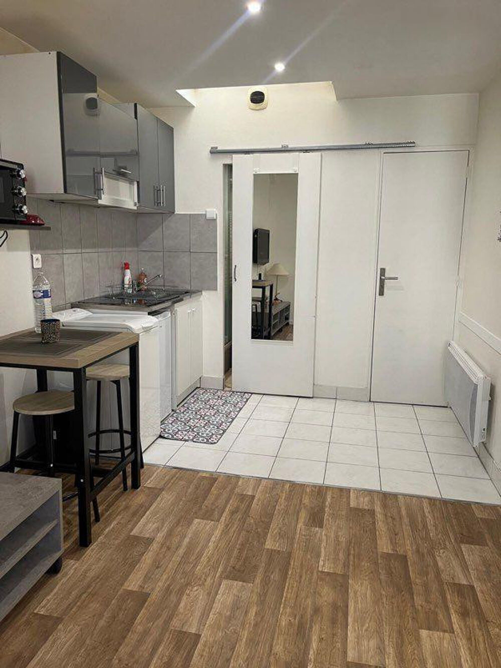 Location Appartement Appartement meublé T2 Paris 10ème Paris 10