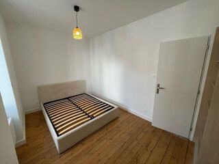  Appartement à louer 2 pièces 37 m²