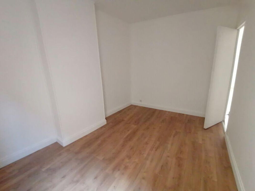 Location Appartement 2 pièces 75012 Paris 12