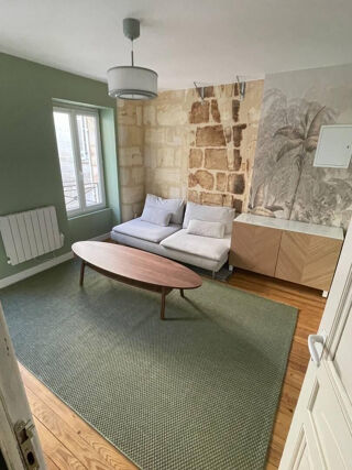  Appartement à louer 2 pièces 27 m²