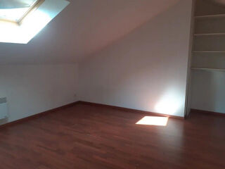  Appartement à louer 3 pièces 55 m²