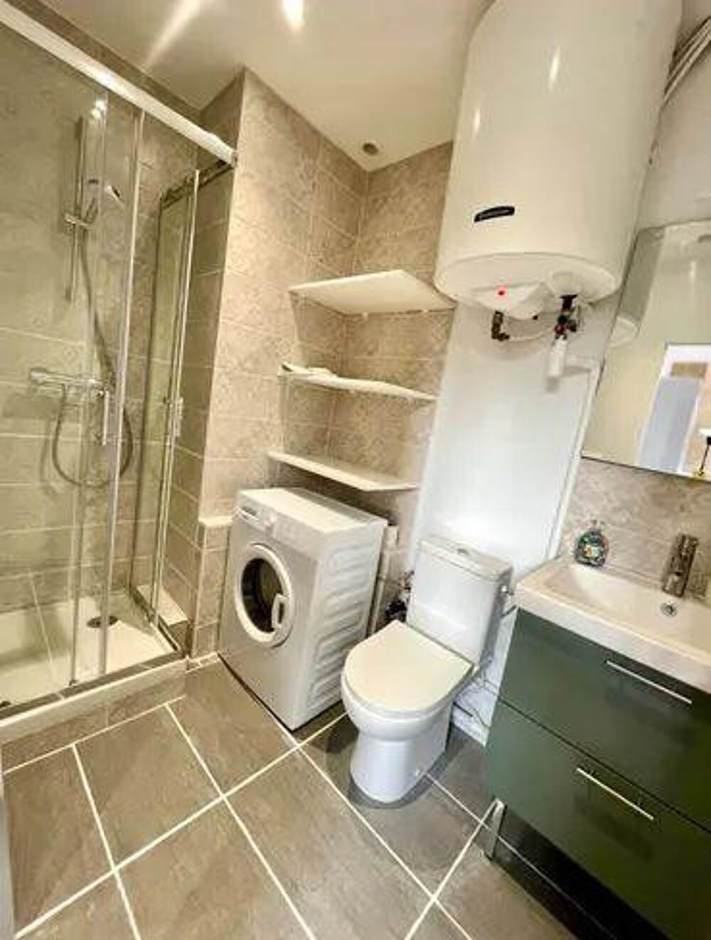 Location Appartement Studio meublé 25 m2 rénové à Bordeaux centre Bordeaux