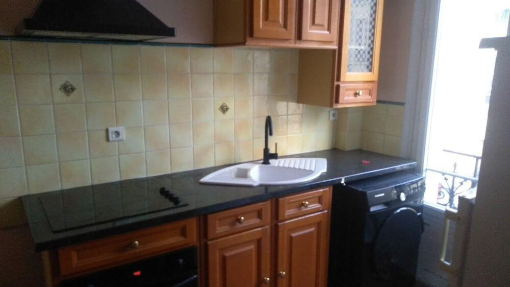 Location Appartement Joli 2P lumineux 50 m2 proche Buttes Chaumont Paris 19