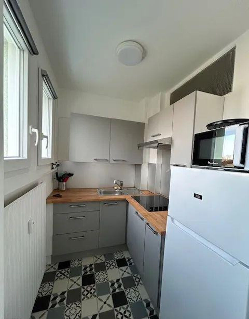 Location Appartement Superbe T1 bis meublé 30m2 refait à neuf à Metz Metz