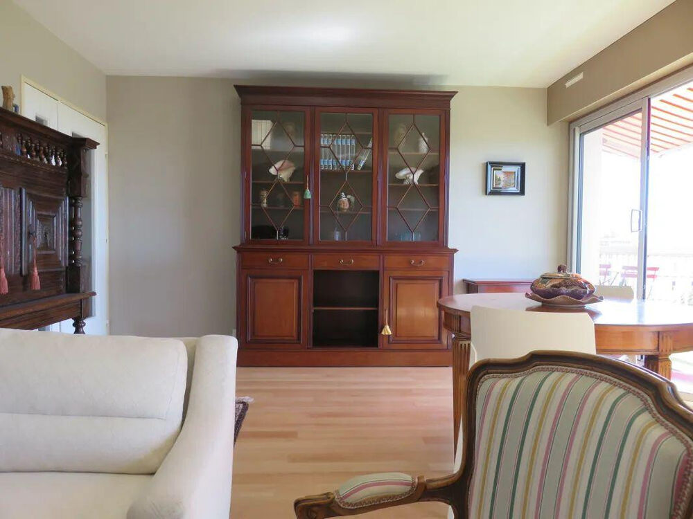 Location Appartement Superbe T2 meublé 62m² sans vis à vis Saint Genès Bordeaux