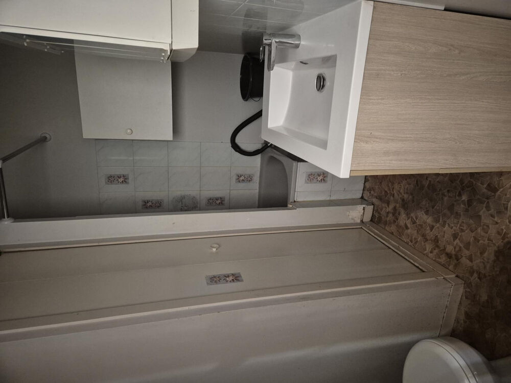 Location Appartement F2 PROCHE AUCHAN AVEC GARAGE Gien