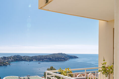   Villefranche-sur-Mer � Vue panoramique en �tage �lev�, au calme Appartement - 3 pi�ce(s) - 83 m�