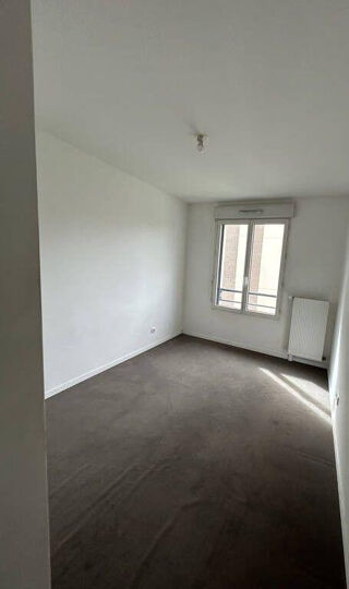  Appartement à louer 3 pièces 66 m²