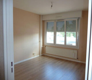  Appartement à louer 2 pièces 46 m²