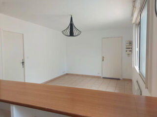  Appartement à louer 2 pièces 57 m²