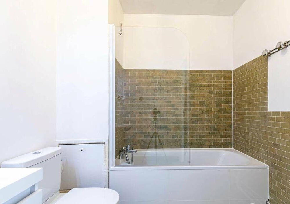 Location Appartement Beau studio meublé 26m² Courbevoie