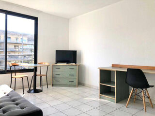  Appartement à louer 2 pièces 39 m²