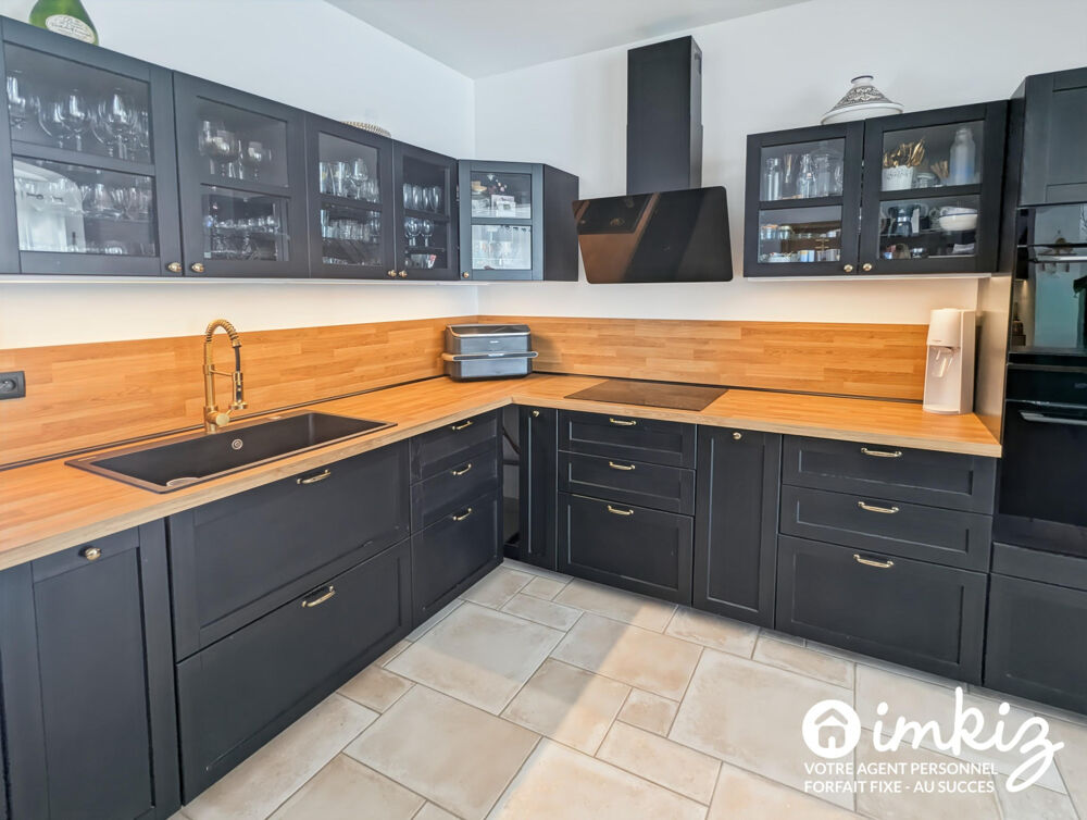 Vente Maison Superbe villa 5 pièces avec piscine Saint-mamert-du-gard