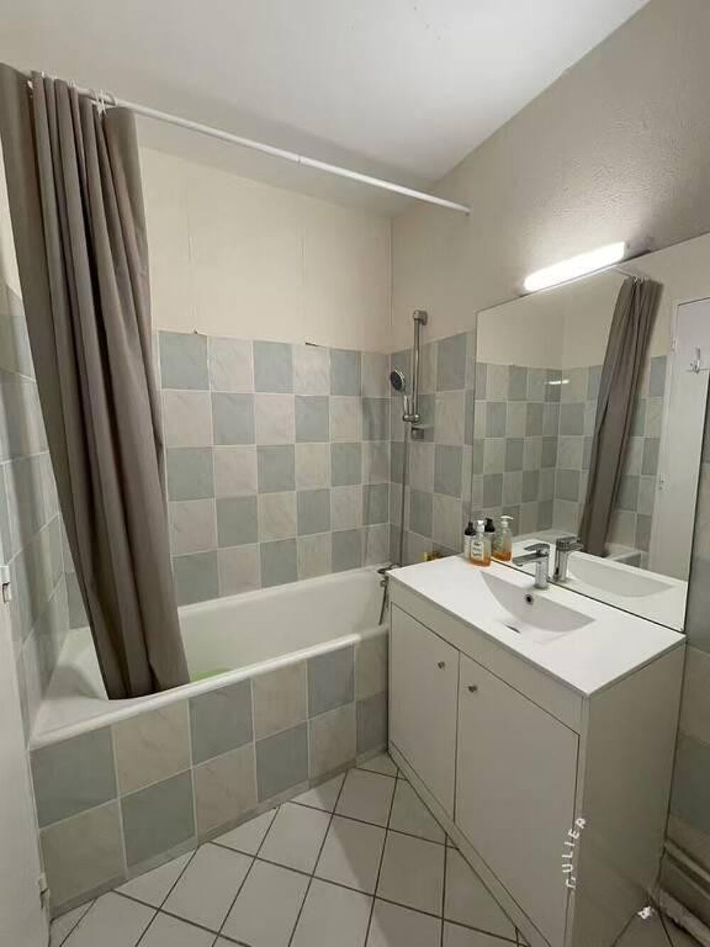 Location Appartement Chambre dans une colocation 74 m² Antony