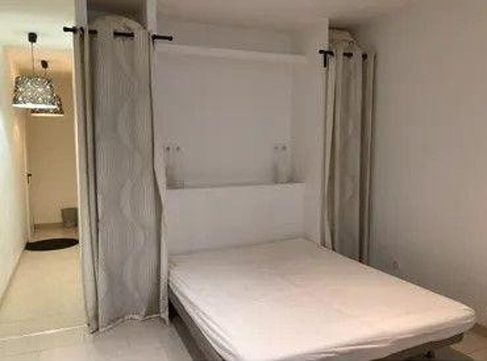 Location Appartement Superbe loft refait à neuf 46m² bail mobilité Aix-en-provence
