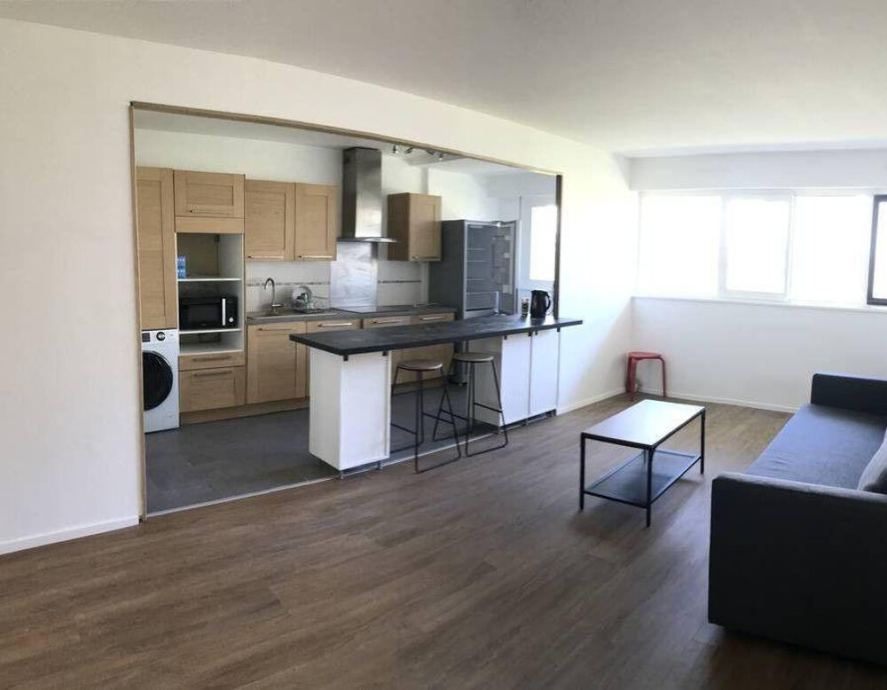 Location Appartement Beau 2P meublé 63 m² calme et lumineux Montigny-le-bretonneux