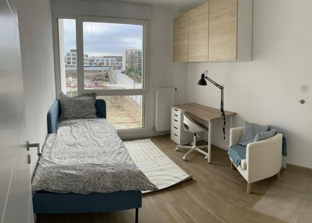 Location Appartement Chambre dans une colocation 93m² Châtenay-malabry