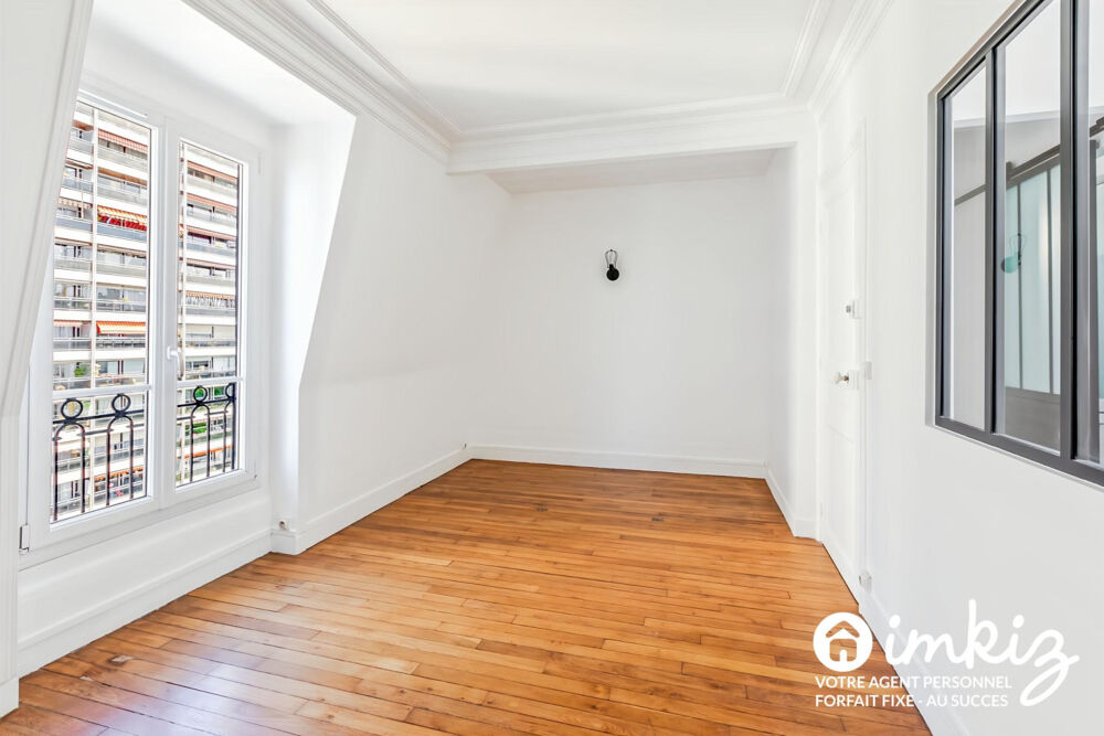 Vente Appartement Charmant 2 pièces rénové – Dernier étage  Lumineux Paris 15