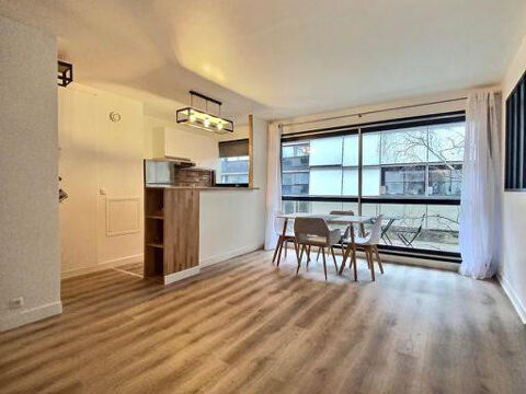   T2 rénové 20éme Arrondissement de Paris. Appartement - 2 pièce(s) - 43 m²