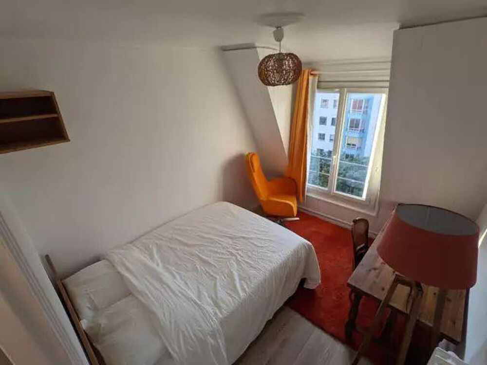 Location Appartement Apparemment avec ascenseur Paris 20