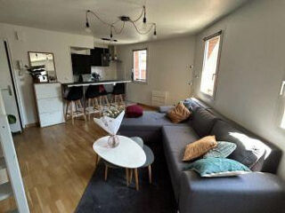  Appartement à louer 3 pièces 56 m²
