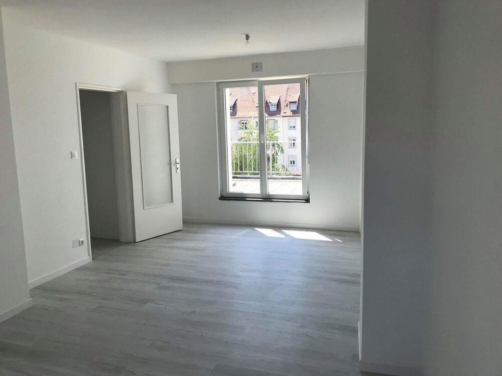 Location Appartement Appartement T2 location meublée Neudorf, terrasse Strasbourg