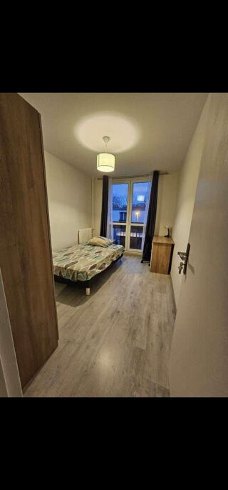  Appartement � louer 1 pi�ce 78 m�