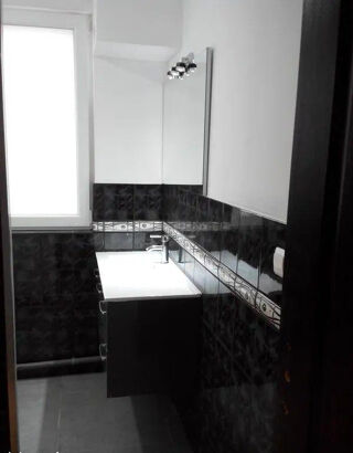  Appartement à louer 1 pièce 95 m²