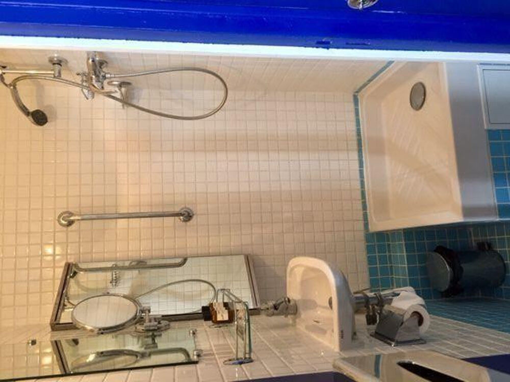 Location Appartement Studio Bauhaus Paris Etoile 17m2 - 4m sous plafond Paris 17